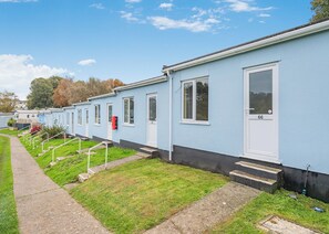Exterior - Silver 1 Chalet Slps 4 Pet (Brixham, Torbay)