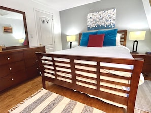 Loft Deluxe | Cuina privada | Frigorífic gran, microones, forn i placa de cuina