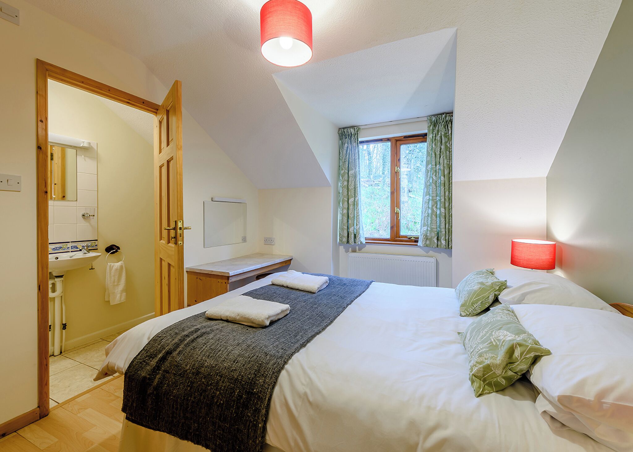 2 bedrooms, free WiFi