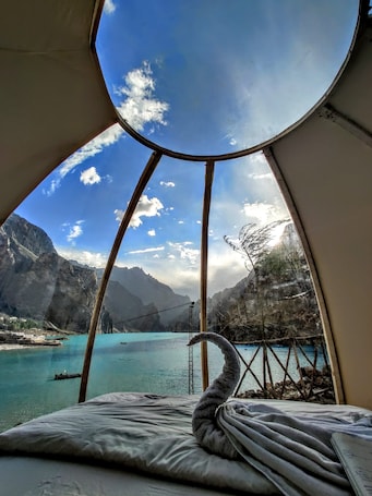 Cabin. Orangeloft Attabad Lake Hunza