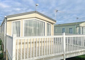 Property grounds - Ty Gwyn Gold 2 Caravan (Abergele)