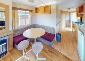 Uklassifisert bilde, 3 av 6, knapp