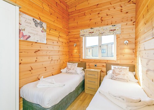 Luxurious and contemporary Finnish log lodge.