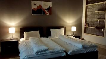 Executive Room | Rollaway beds, WiFi, bed sheets