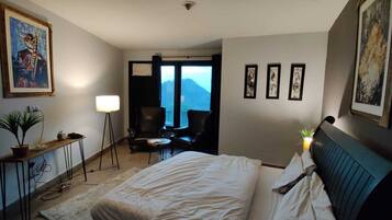 Deluxe Room | Rollaway beds, WiFi, bed sheets