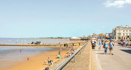 Standard caravan with one double and two twin.