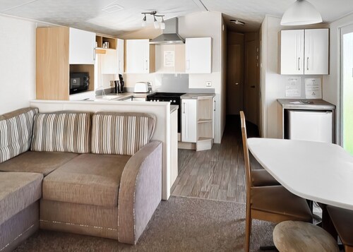 Standard caravan with one double and two twin.