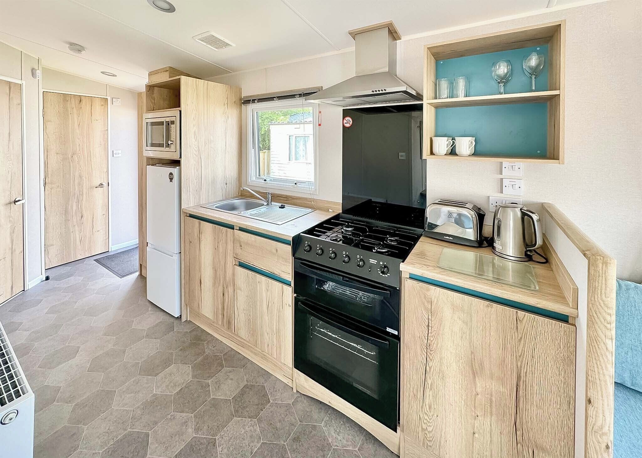 Fridge, oven, stovetop, toaster