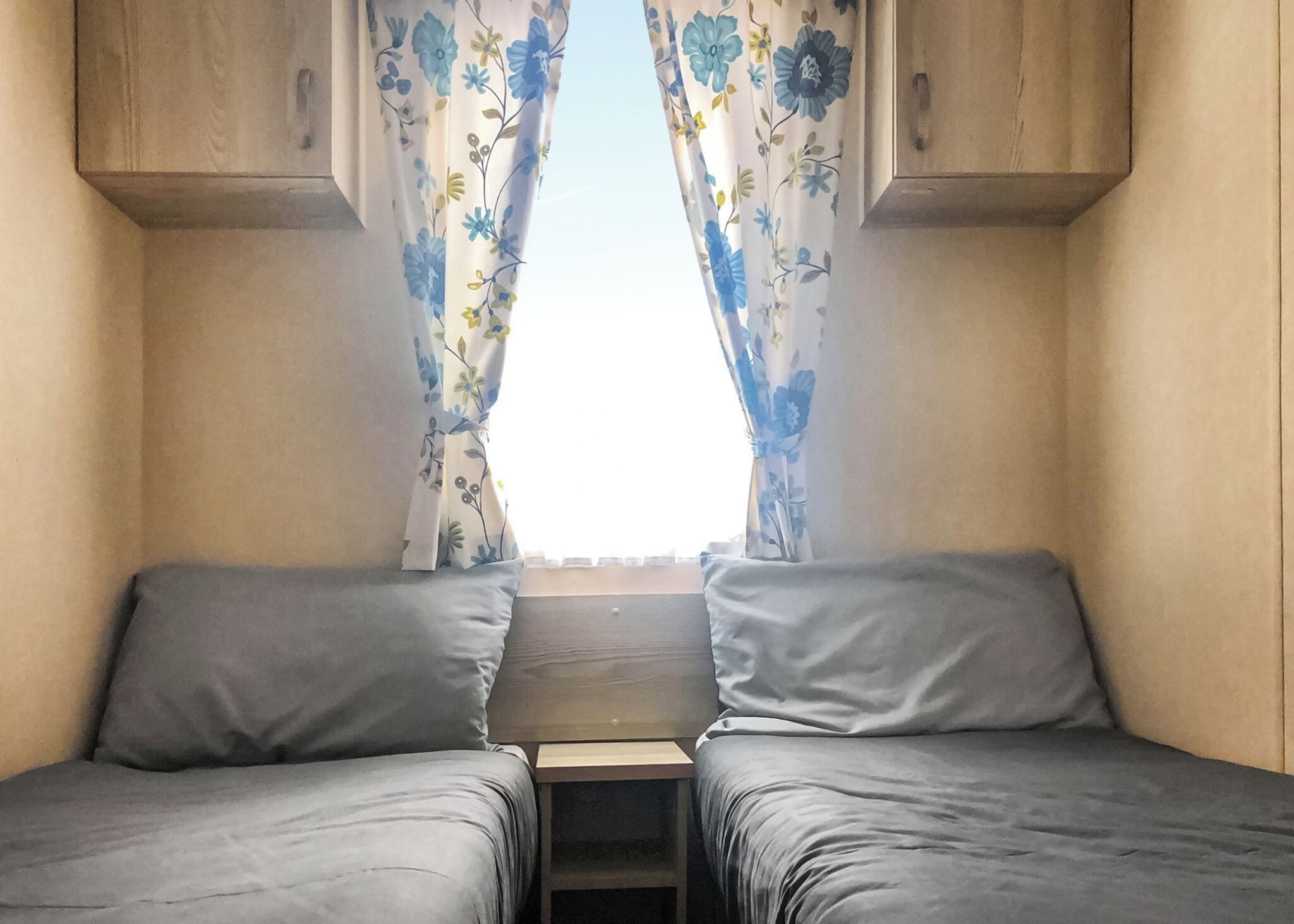2 bedrooms