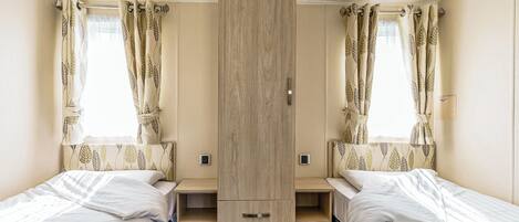 2 bedrooms, wheelchair access