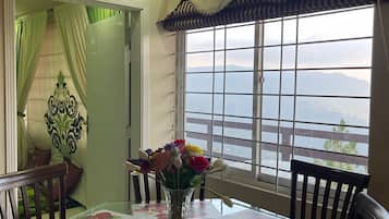 Suite | 2 bedrooms, laptop workspace, WiFi