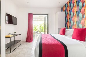 Comfort Villa | In-room safe, desk, laptop workspace, iron/ironing board - Villa Harris (Canggu)