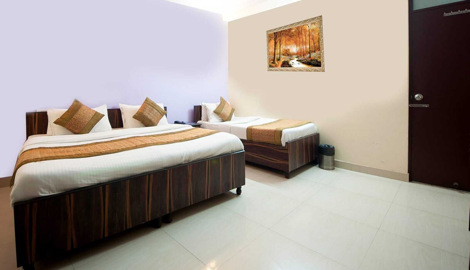 Photo - Hotel Galaxy Delhi Airport