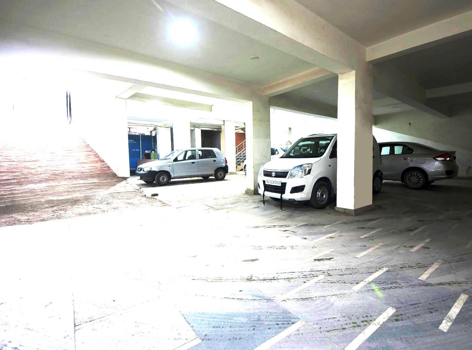 Photo - Hotel Galaxy Delhi Airport