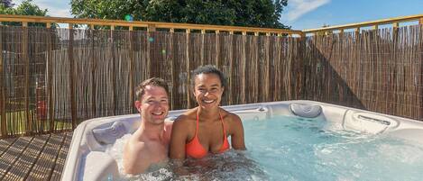 Baignoire à remous extérieure