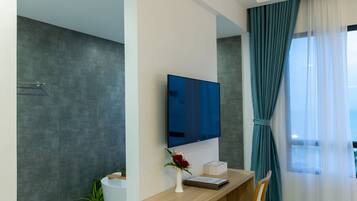 Suite Junior, vue ocĂ©an | Vue sur la plage/lâocĂ©an