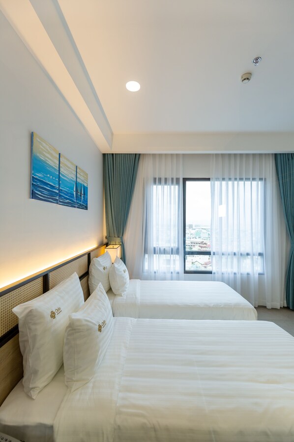 Deluxe Double or Twin Room, City View | City view
