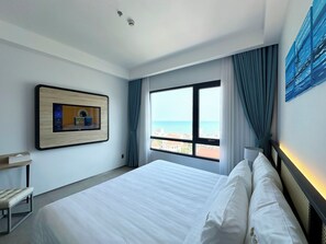 Deluxe Double or Twin Room, Ocean View | Premium bedding, free minibar items, in-room safe, desk - Odin Hotel Quy Nhon (Quy Nhon)