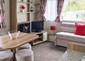 Living area - 3 bedroom accommodation in Buxton (Buxton)