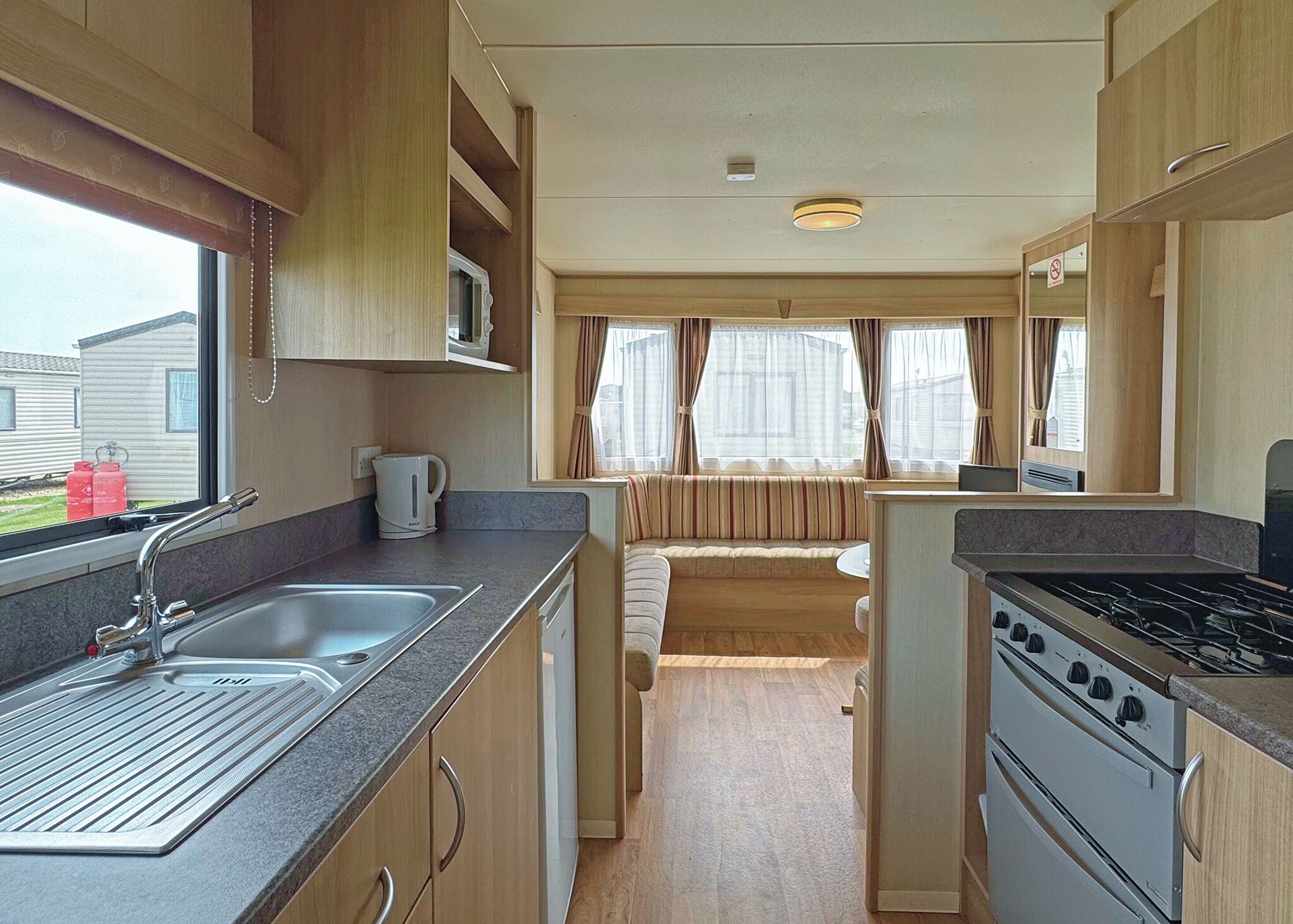 Fridge, oven, stovetop, toaster