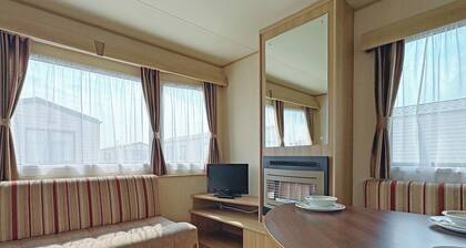 Caravan with one double and one twin.