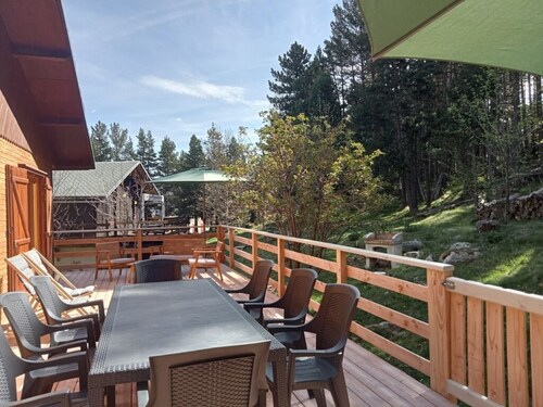Mountain chalet 5 minutes from the ski slopes