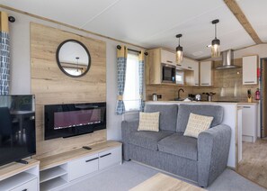 Living area - 1 bedroom accommodation in Holywell Bay (Holywell Bay)