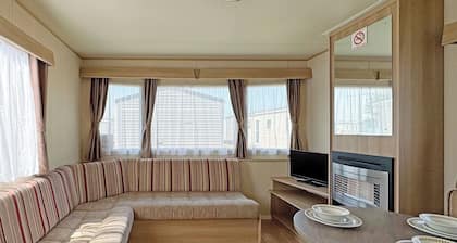 Comfortable caravan with one double and one twin.