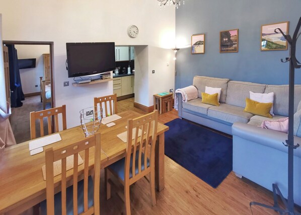 Living area - Carmarthenshire Cottage (Clunderwen, Nr Narberth)