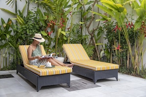 Comfort Villa | Terrace/patio - Villa Caorrun (Canggu)