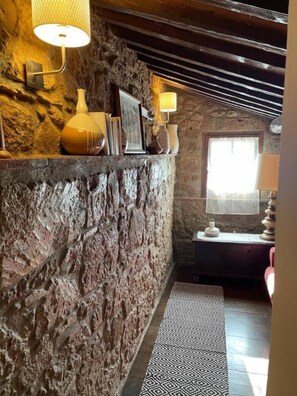 Dusche, Haartrockner, Bidet, Shampoo