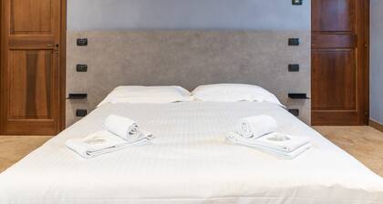 "La Picchiera" 1-room apartment with kitchen and garden, surrounded by vineyards