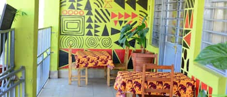 Free daily full breakfast