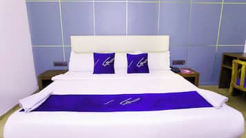Premium Room | Free WiFi, bed sheets