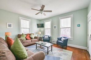 TV, Netflix, Hulu og strømmetjenester