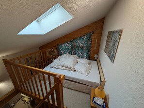 2 多间卧室、免费 WiFi