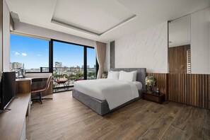 Attico panoramico | Materassi a doppio strato, tende oscuranti, insonorizzazione