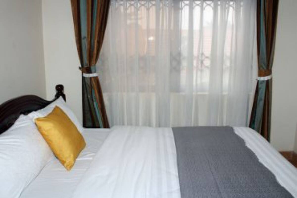 Executive Room | Blackout drapes, WiFi (free), bed sheets