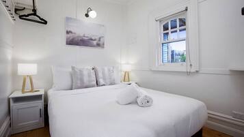 1 bedroom, desk, iron/ironing board, WiFi