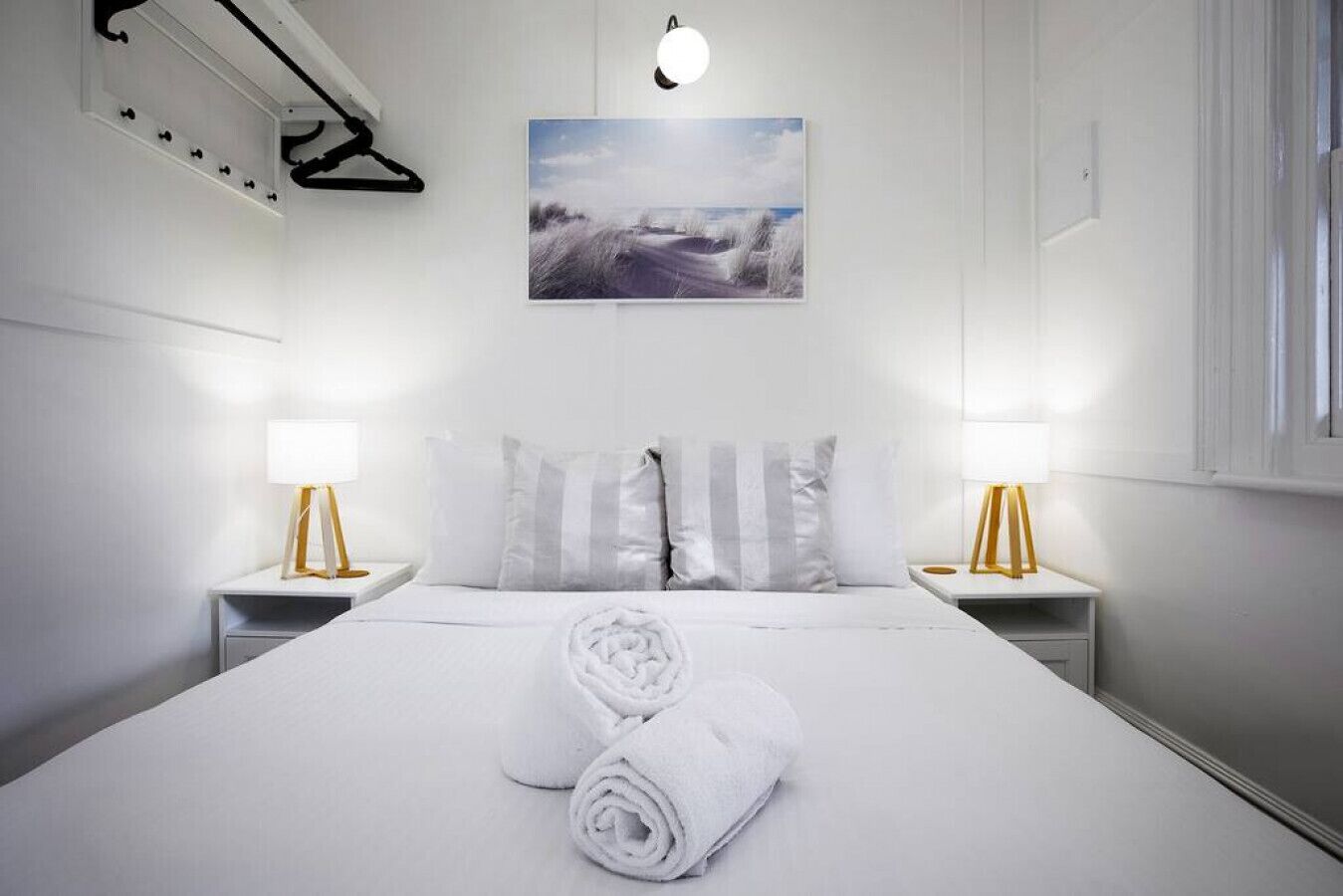 1 bedroom, desk, iron/ironing board, WiFi