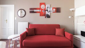 Apartment (1 Bedroom) | Interior