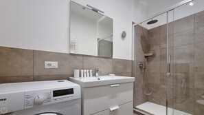 Apartment (3 Bedrooms) | Interior - Italianway Comfort - Buenos Aires 65 D (Milan)