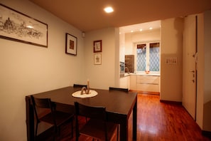 Apartment (1 Bedroom) | Interior