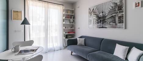 Apartment (1 Bedroom) | Front of property