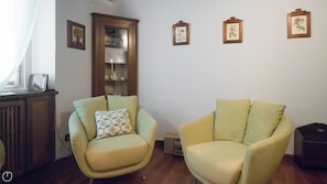 Apartment (1 Bedroom) | Interior