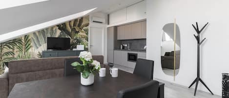 Apartment (1 Bedroom) | Interior