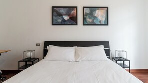Apartment (1 Bedroom) | Interior