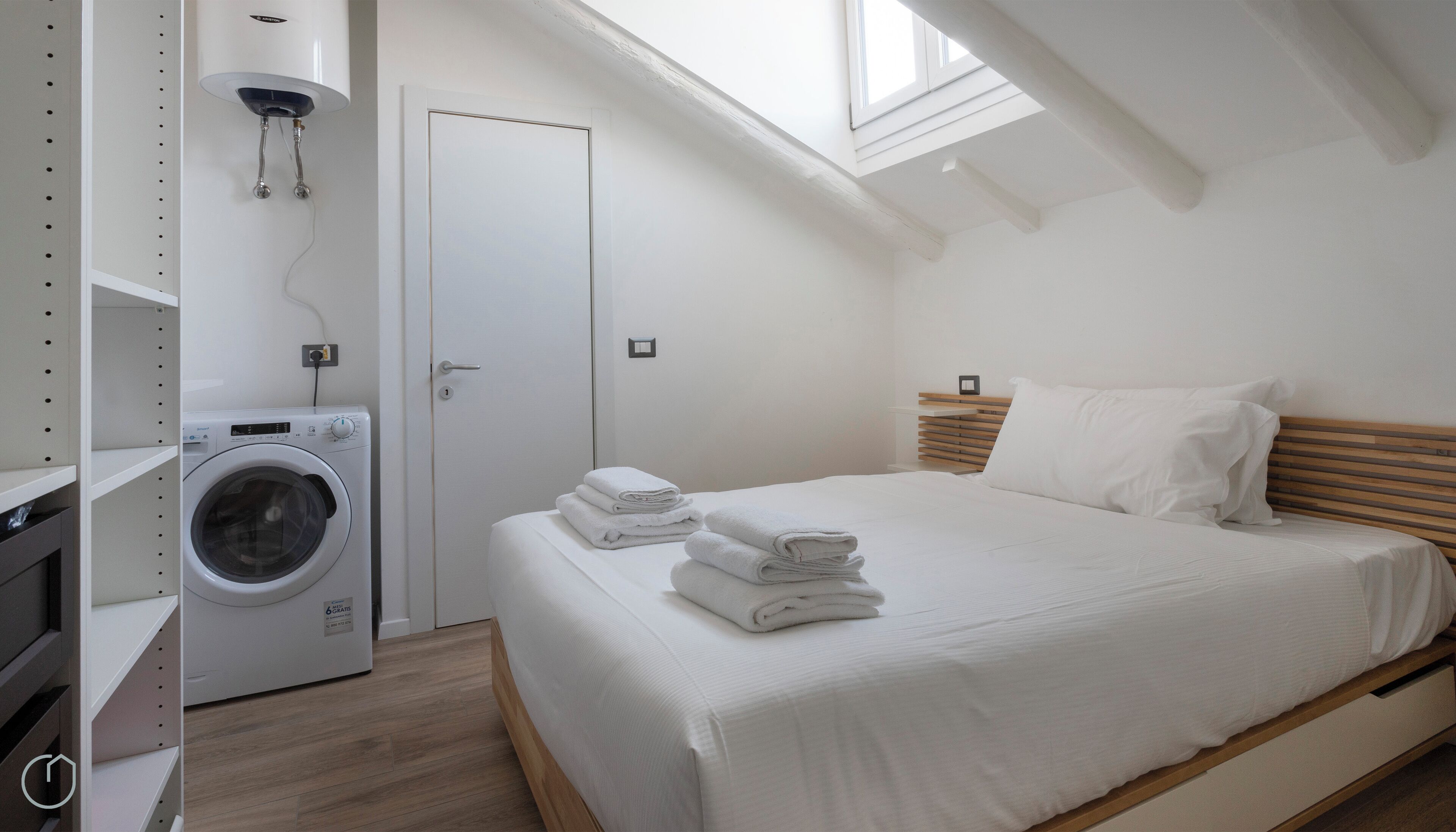 Apartment (1 Bedroom) | 1 bedroom, premium bedding, iron/ironing board, bed sheets