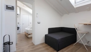 Apartment (1 Bedroom) | Interior
