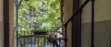 Apartment (0 Bedroom) | Interior